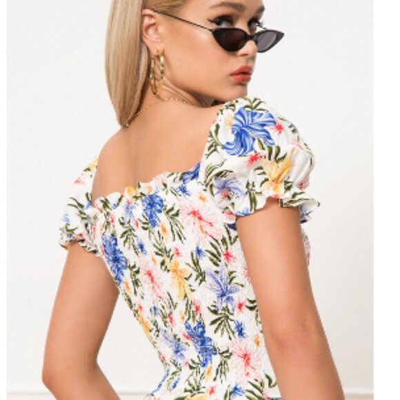 Superdown Juliette Smocked Crop Top, Peach, floral, Size: Small, NWOT - Picture 3 of 7